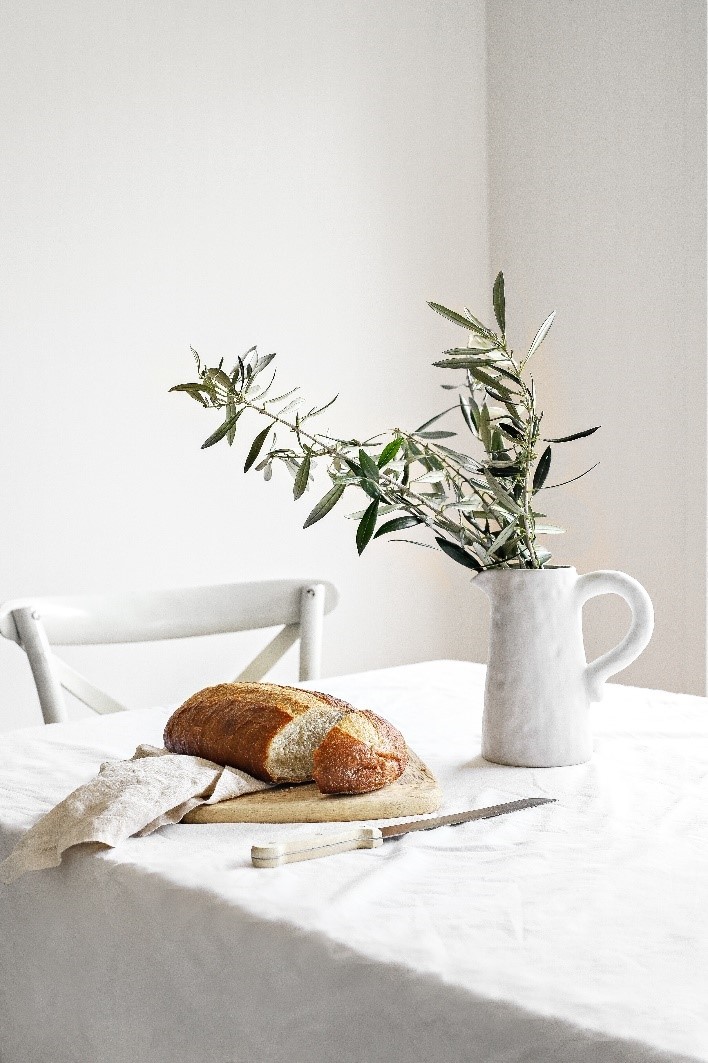 Lifestyle Product Photography of freshly baked bread