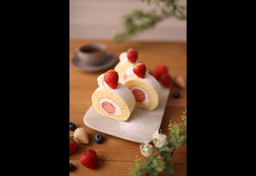 Image of strawberry shortcake roll slices